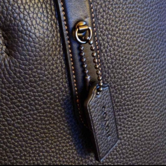 Brand Coach Bag, black pebbled leather - Picture 5 of 5